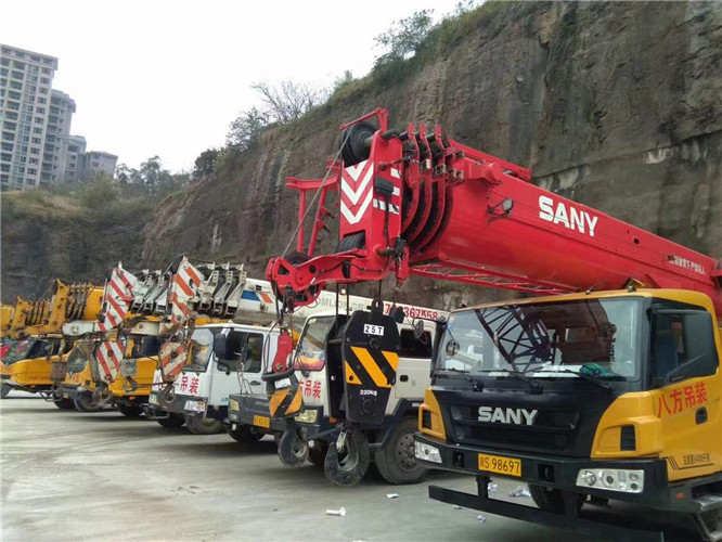 江苏吊车出租按什么计费？台班费、单次费、里程费怎么算？